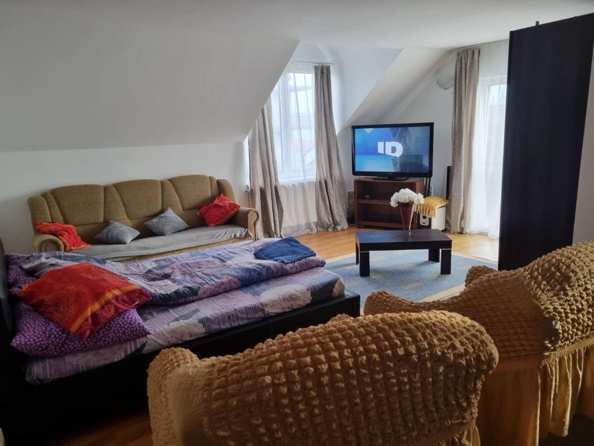 Penthouse Apartament 2 Floors, 2 Bedroom , 2 Bath, 120 Sqm , Inside Yard Parking Cluj-Napoca Extérieur photo