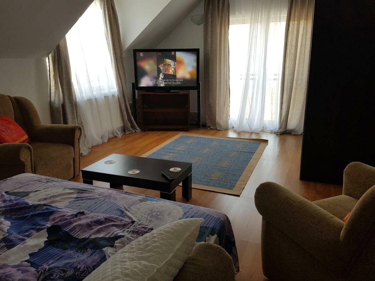Penthouse Apartament 2 Floors, 2 Bedroom , 2 Bath, 120 Sqm , Inside Yard Parking Cluj-Napoca Extérieur photo